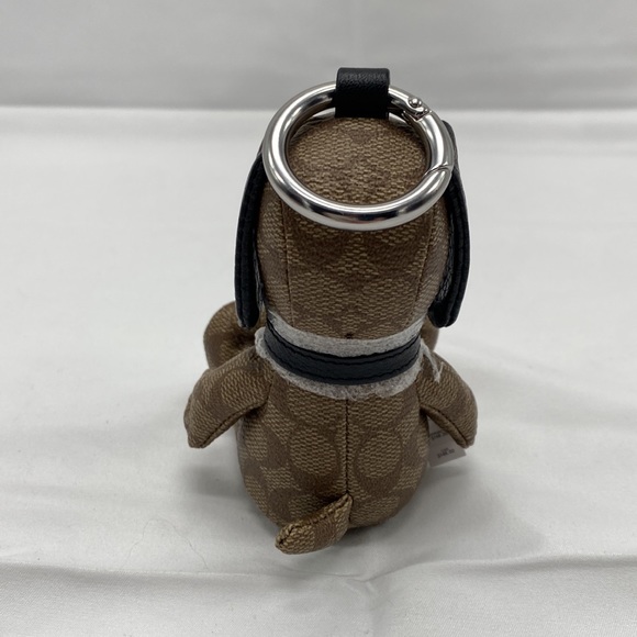 NWT Coach X Peanuts Snoopy BagCharm SIGNATURE Canvas Purse Keychain Logo Limited - Picture 8 of 8